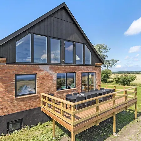 5 Bedroom Awesome In Vakantiehuis