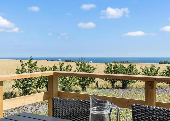 Holiday home 5 Bedroom Awesome In *